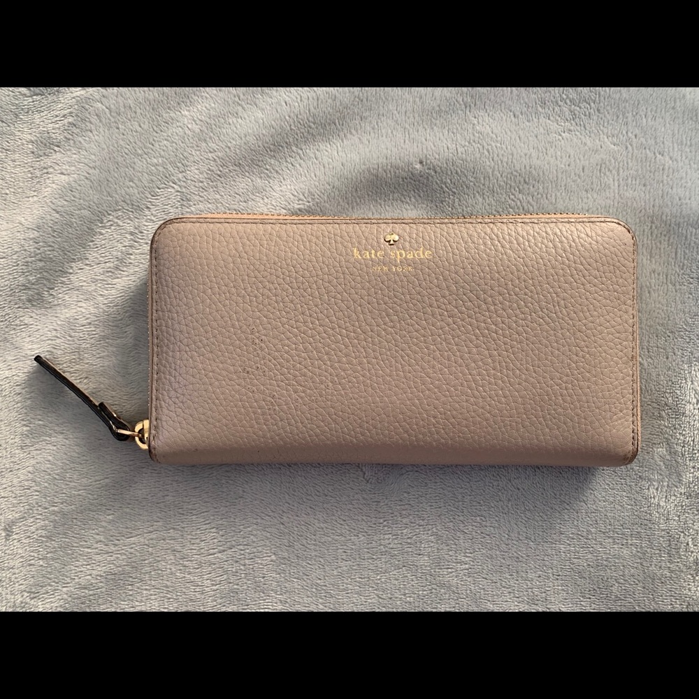 Kate Spade Zip Around Wallet